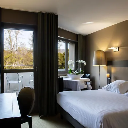 Du Hotel 3*