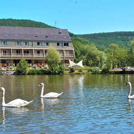 Du Hotel