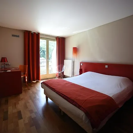 Du Hotel 3*