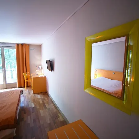 Hotel Du 3*